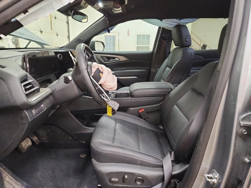 2025 CHEVROLET TRAVERSE LT 7