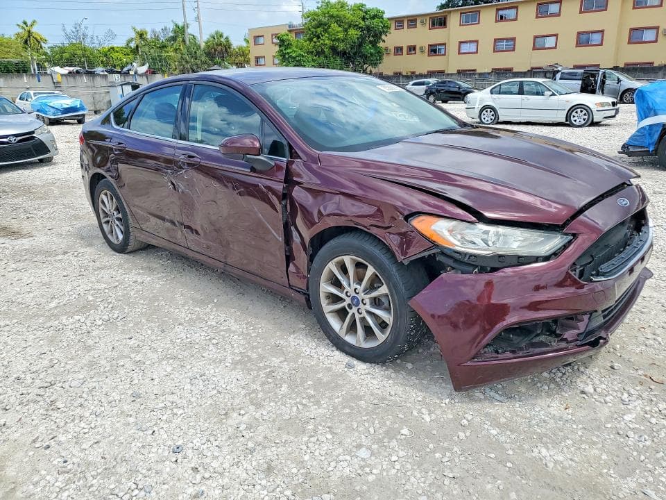 2017 FORD FUSION SE 4