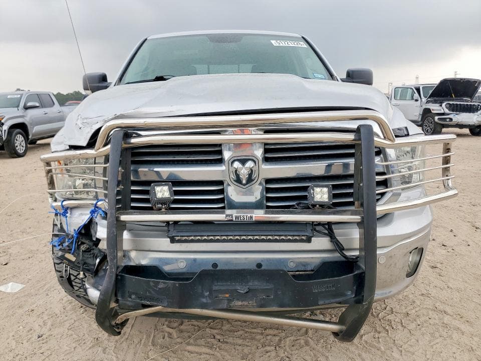 2017 RAM 1500 SLT 5