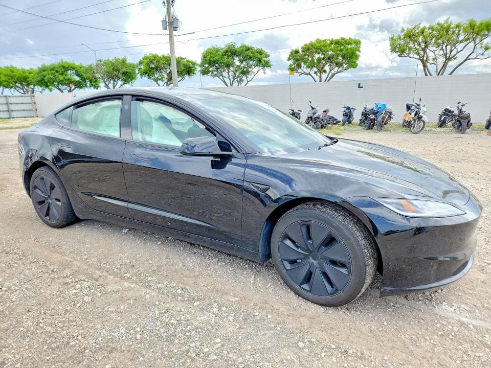 2024 TESLA MODEL 3 4
