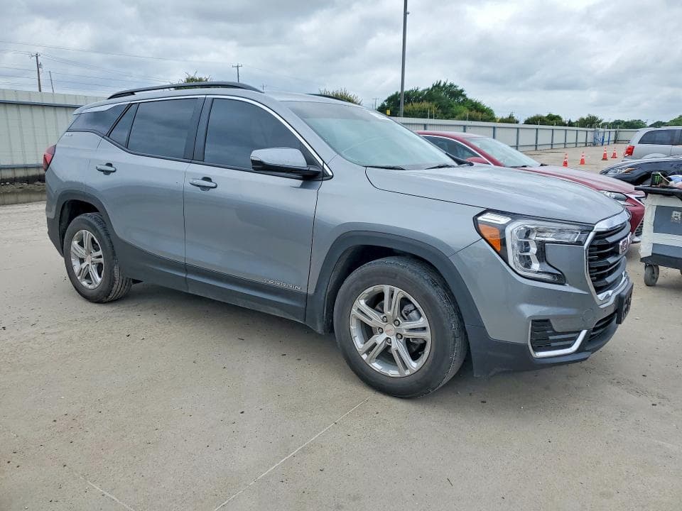 2024 GMC TERRAIN SLE 4