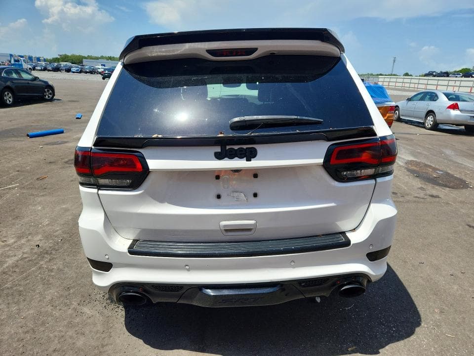 2017 JEEP GRAND CHEROKEE SRT-8 6