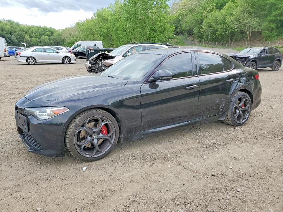 2019 ALFA ROMEO GIULIA TI - 1