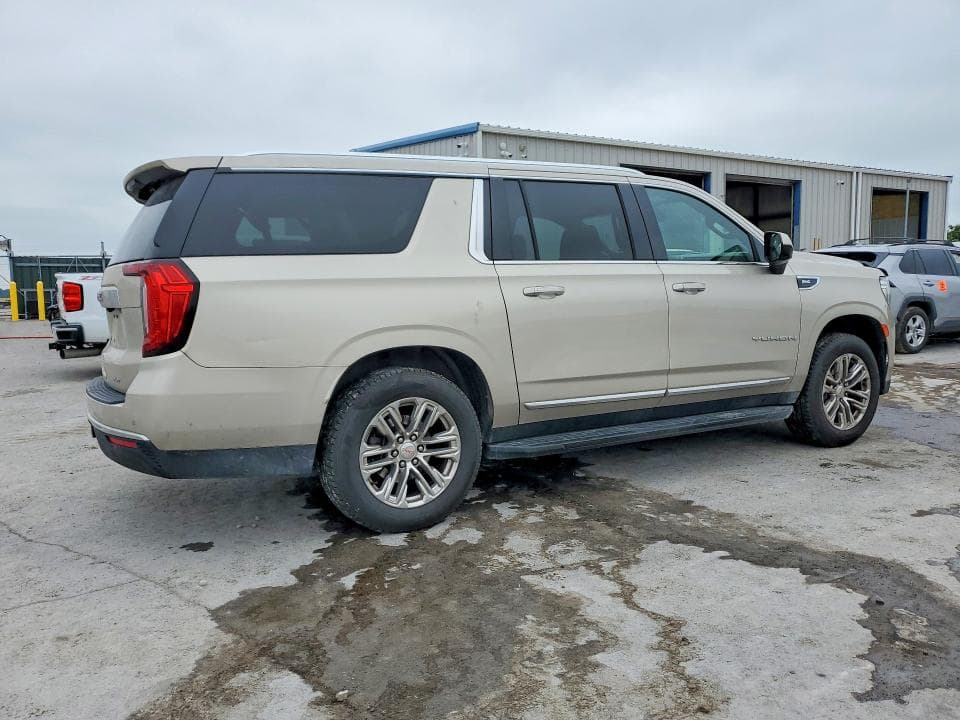 2021 GMC YUKON XL K1500 SLT 3