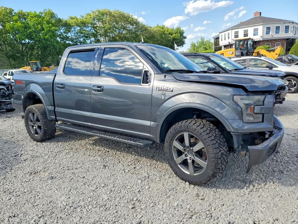 2017 FORD F150 SUPERCREW 4
