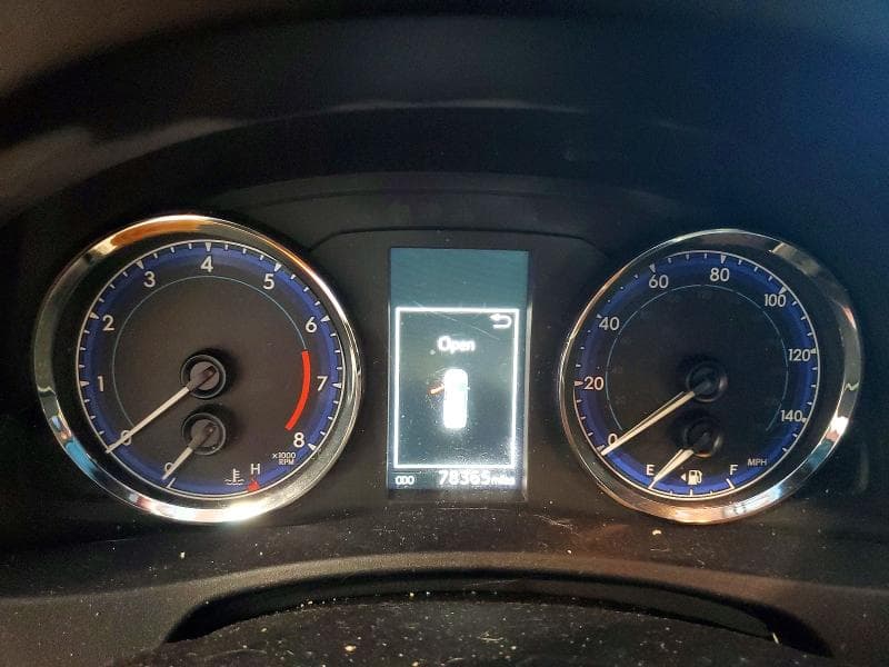 2019 TOYOTA COROLLA SE 9