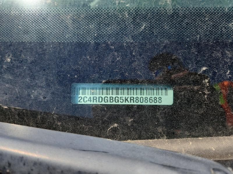 2019 DODGE GRAND CARAVAN SE 13