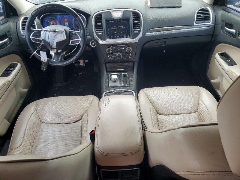 2019 CHRYSLER 300 LIMITED 8