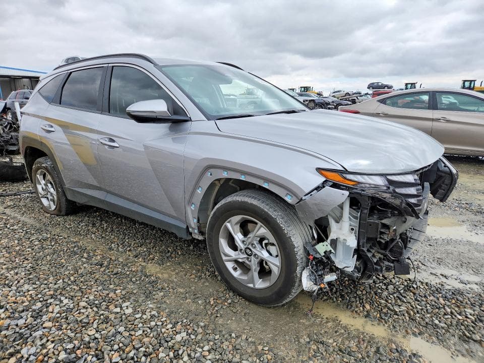 2022 HYUNDAI TUCSON 4