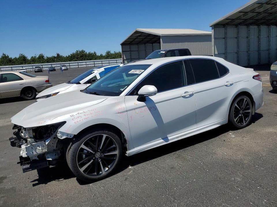 2020 TOYOTA CAMRY XSE
