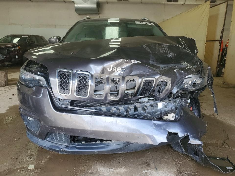 2021 JEEP CHEROKEE LATITUDE LUX 9