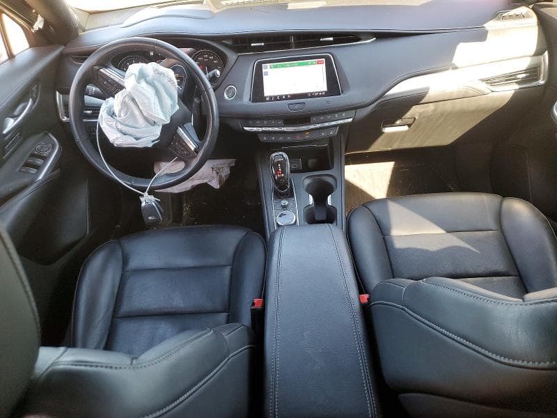 2020 CADILLAC XT4 PREMIUM LUXURY 8