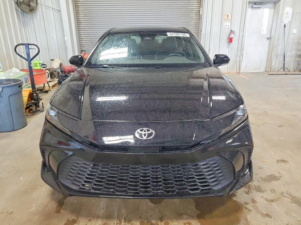 2025 TOYOTA CAMRY SE 5