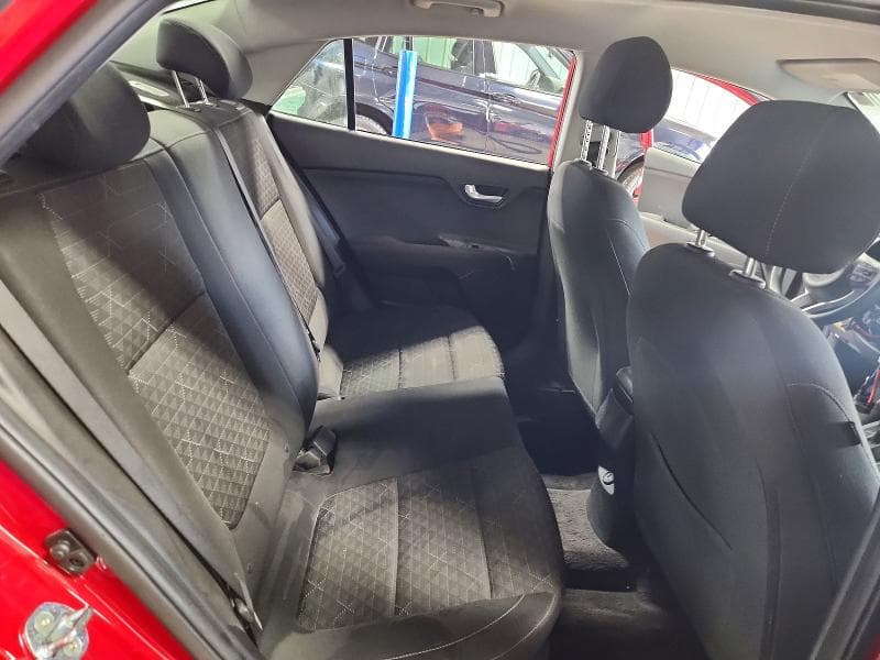 2021 KIA RIO S 10