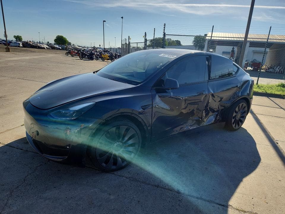 2024 TESLA MODEL Y