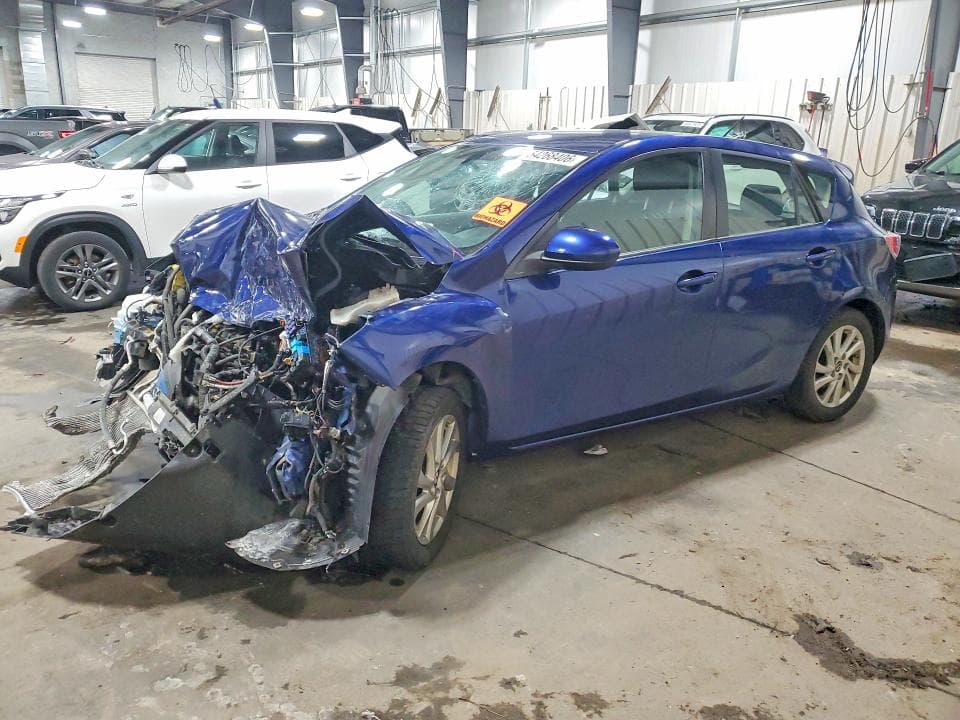 2013 MAZDA 3 I