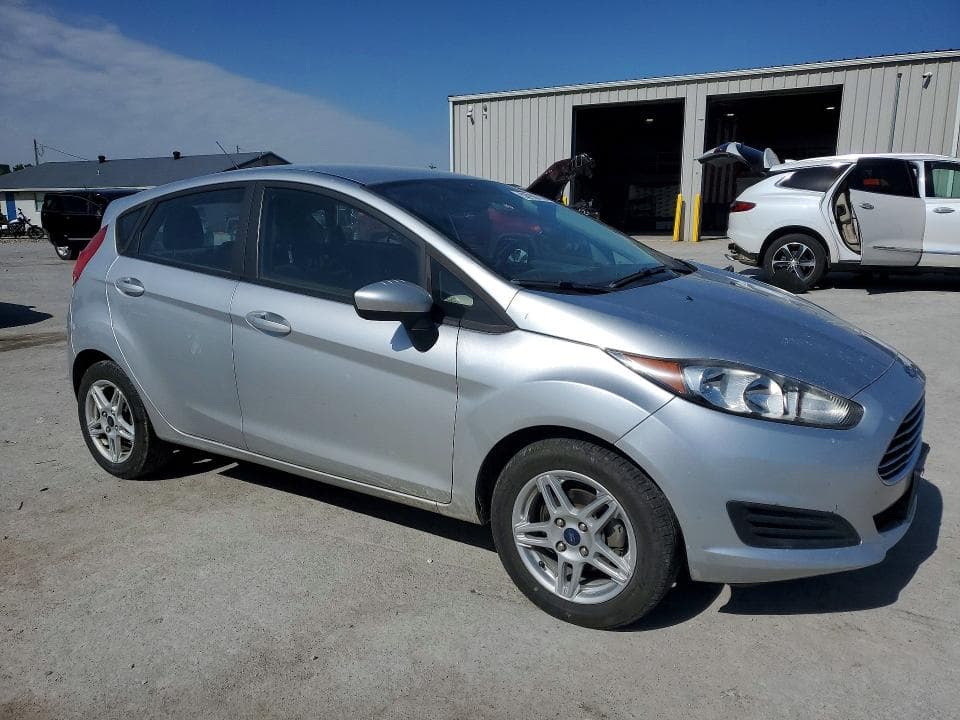 2019 FORD FIESTA SE 4