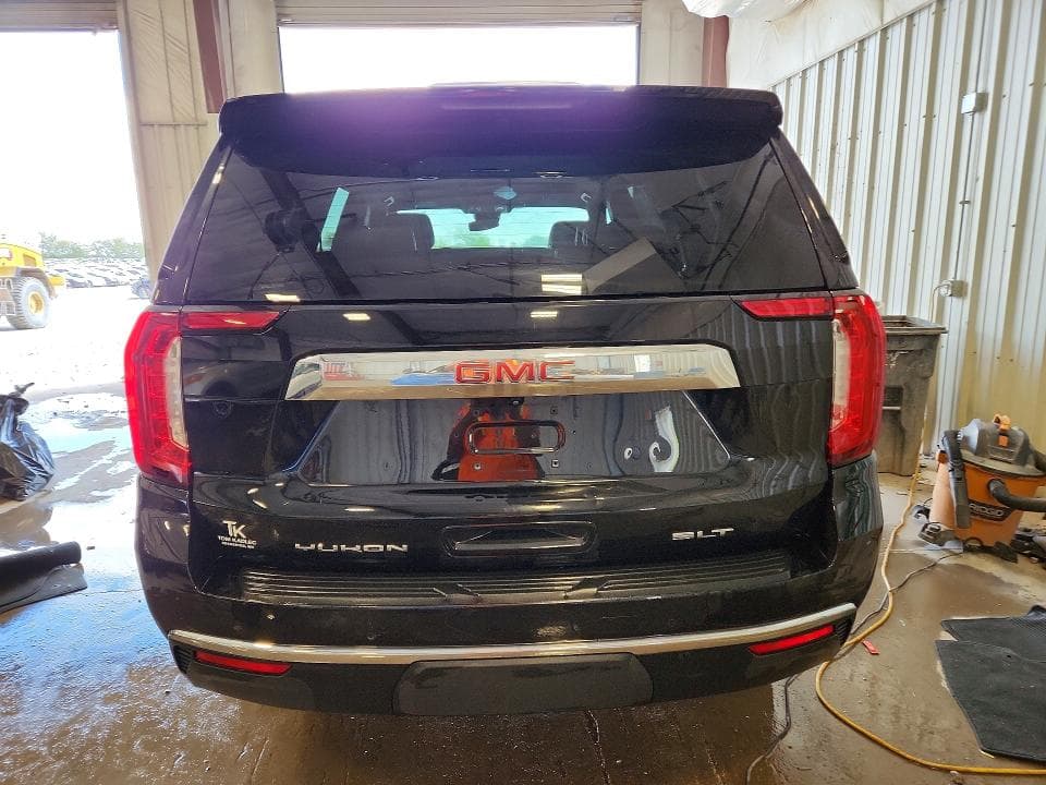 2023 GMC YUKON SLT 6
