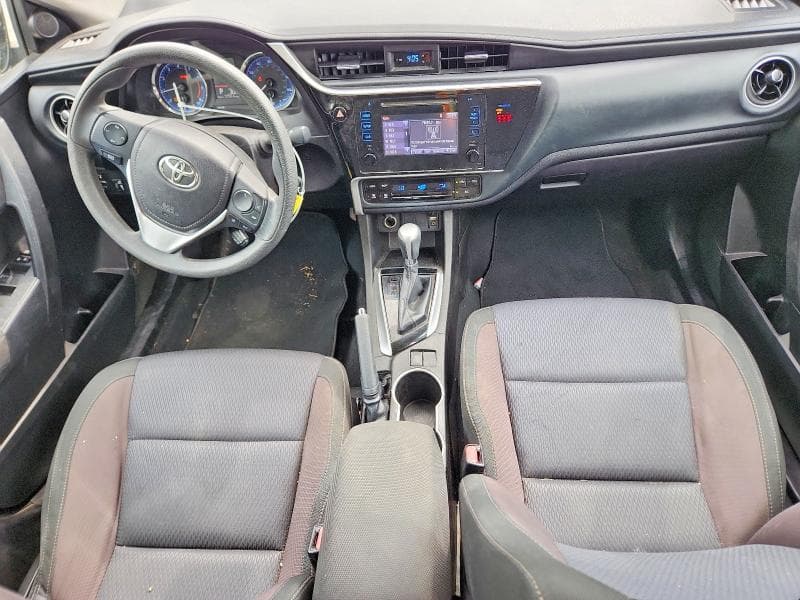 2018 TOYOTA COROLLA LE 8