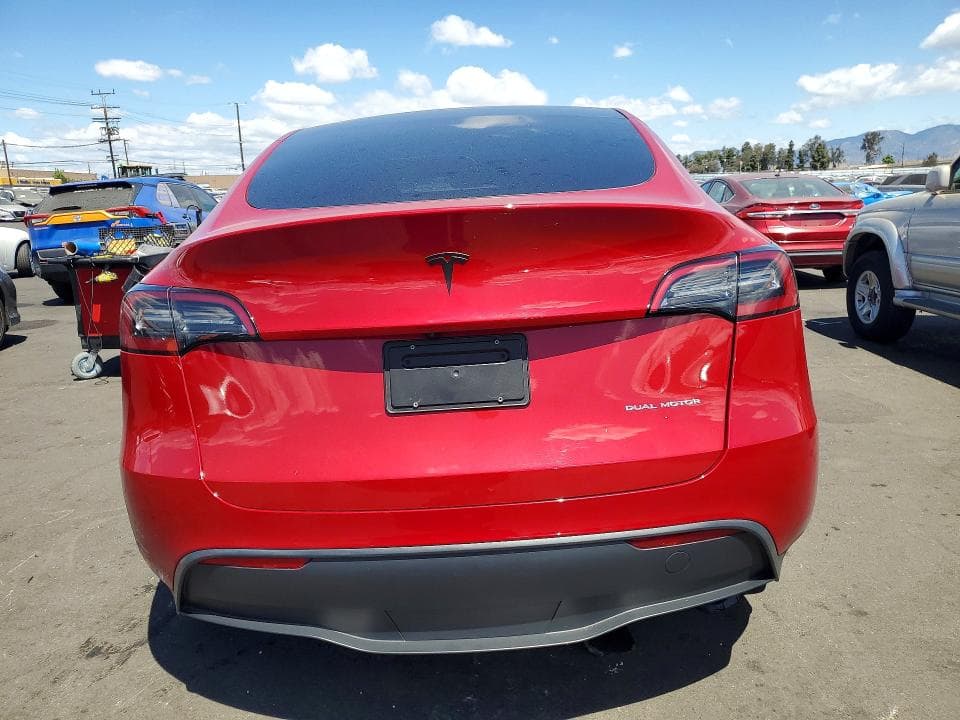 2023 TESLA MODEL Y 6