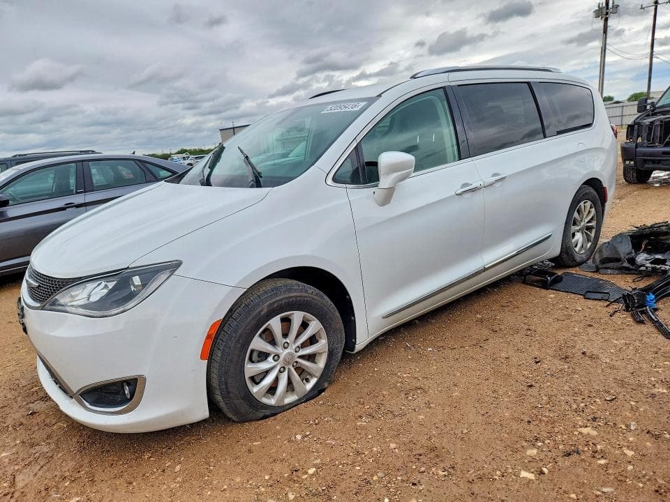 2019 CHRYSLER PACIFICA TOURING L - 1