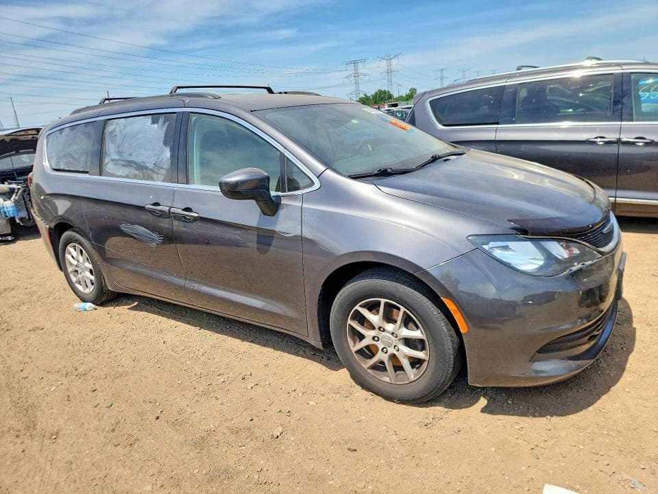 2017 CHRYSLER PACIFICA TOURING 4
