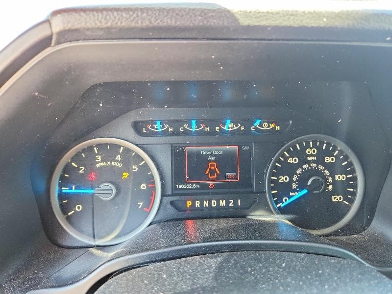 2017 FORD F150 SUPERCREW 9