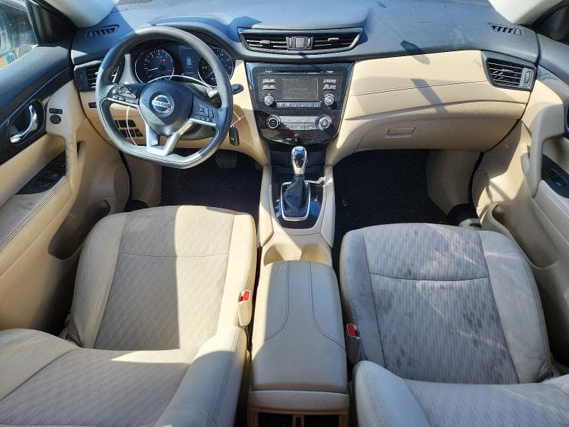 2017 NISSAN ROGUE SV 8