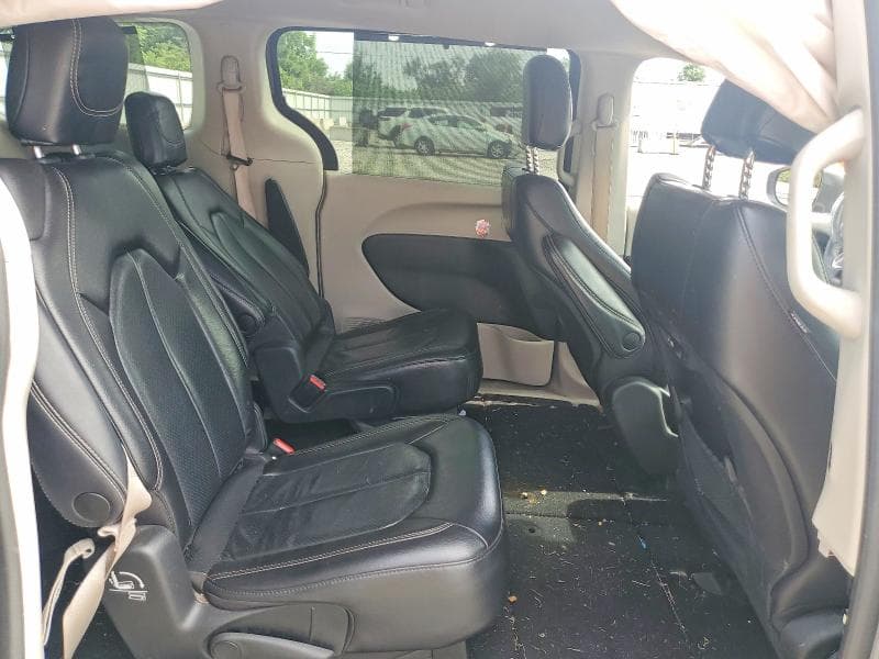 2022 CHRYSLER PACIFICA TOURING L 11
