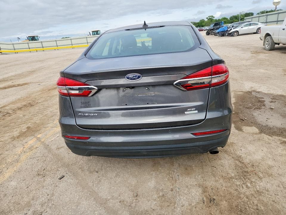 2019 FORD FUSION SE 6