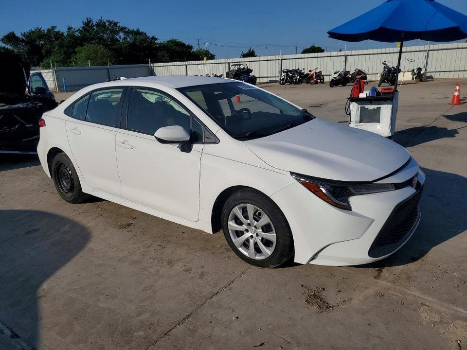 2021 TOYOTA COROLLA LE 4