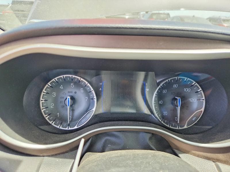 2017 CHRYSLER PACIFICA TOURING 9