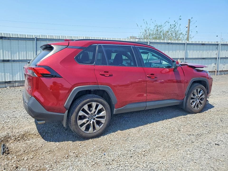 2021 TOYOTA RAV4 XLE PREMIUM 3