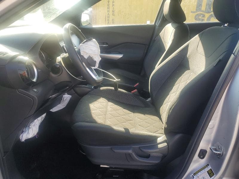 2019 NISSAN KICKS SV 7