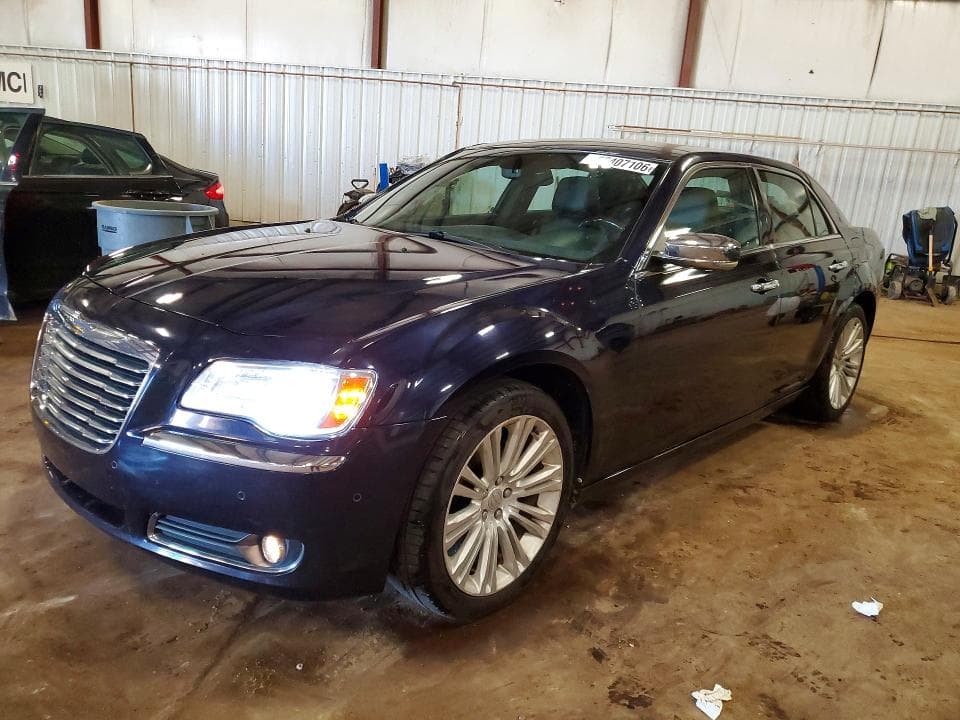 2011 CHRYSLER 300 LIMITED - 1