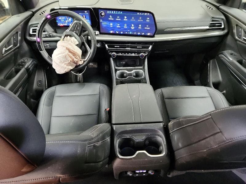 2025 CHEVROLET TRAVERSE LT 8