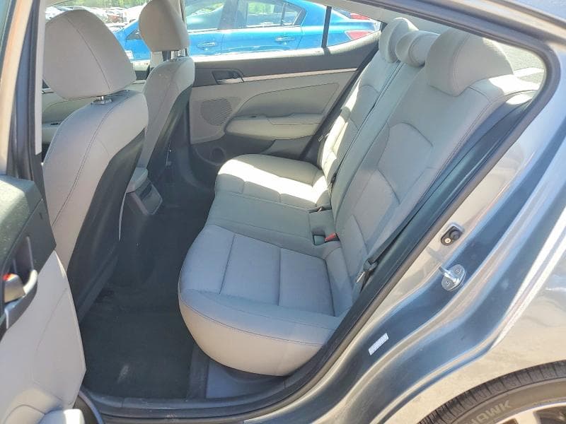 2018 HYUNDAI ELANTRA SEL 10