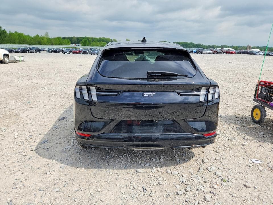 2022 FORD MUSTANG MACH-E GT 6
