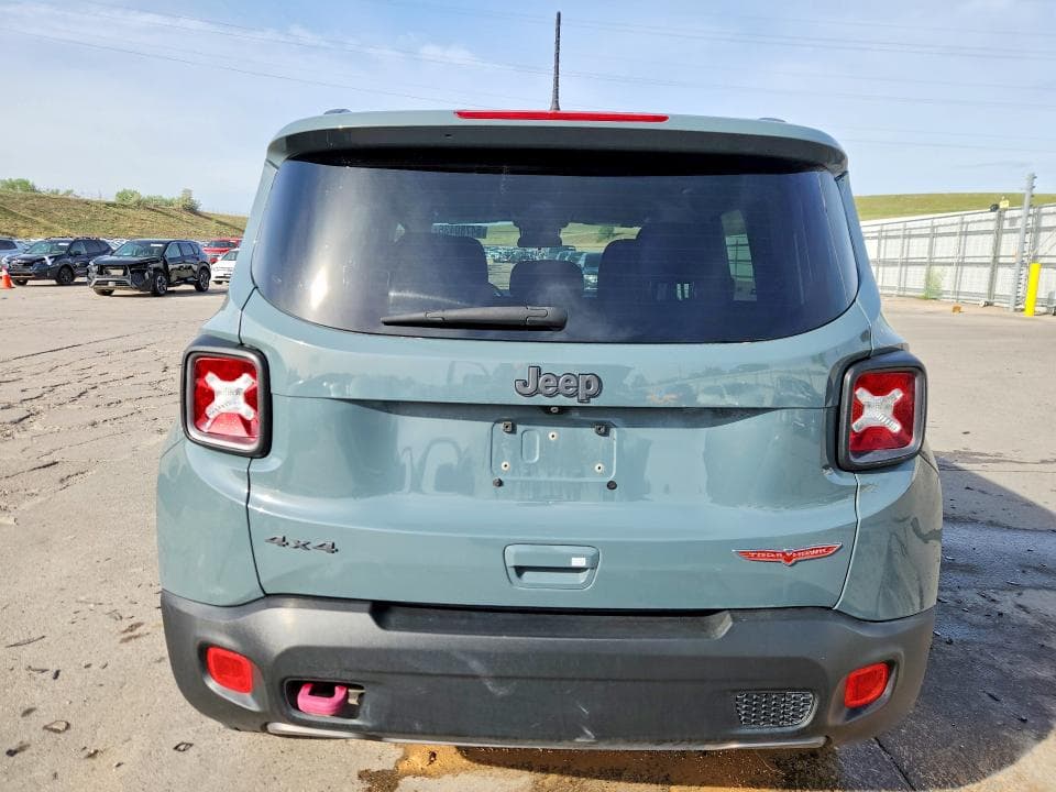 2018 JEEP RENEGADE TRAILHAWK 6