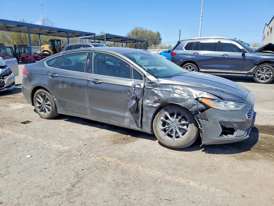 2019 FORD FUSION SE 4