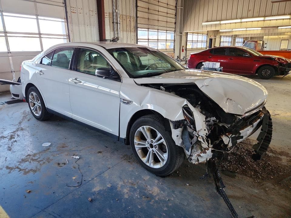 2017 FORD TAURUS SE 4