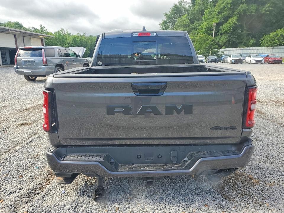 2026 RAM 1500 BIG HORN 6