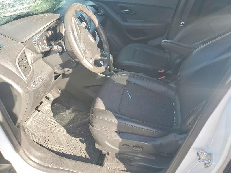 2020 CHEVROLET TRAX 1LT 7