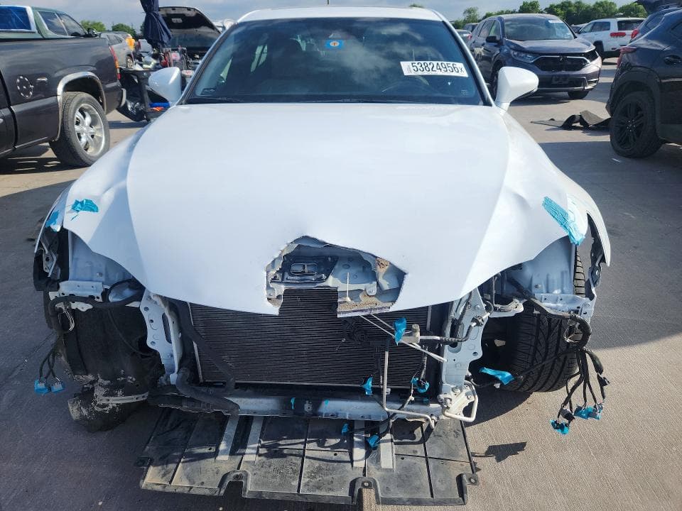 2019 LEXUS IS 300 5