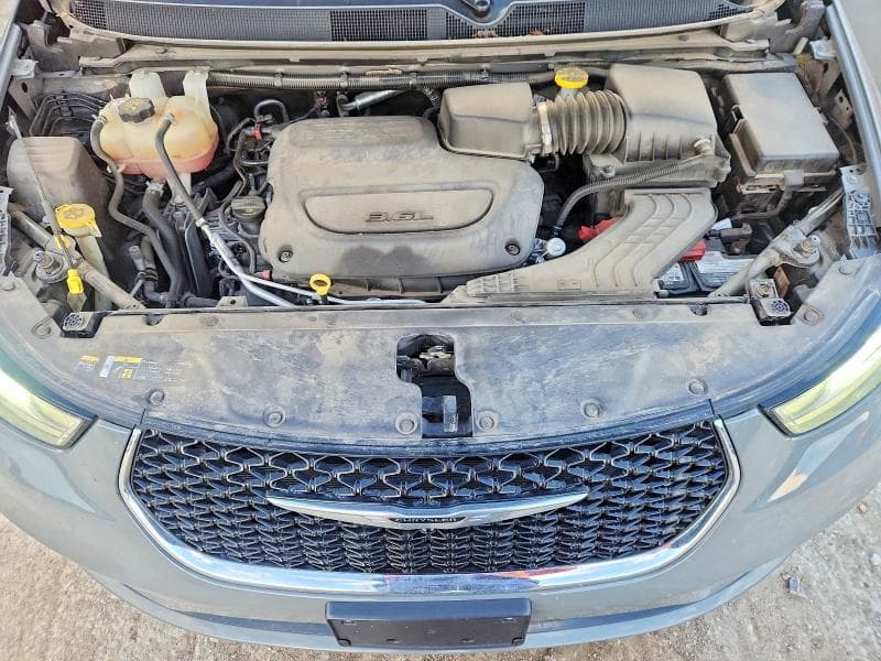 2022 CHRYSLER PACIFICA TOURING L 12