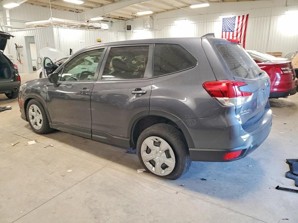 2023 SUBARU FORESTER 2