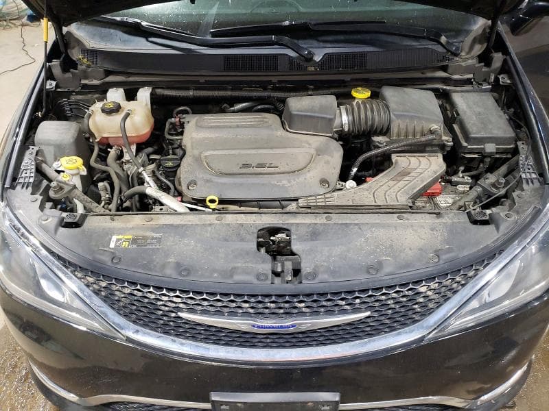 2019 CHRYSLER PACIFICA TOURING L 12