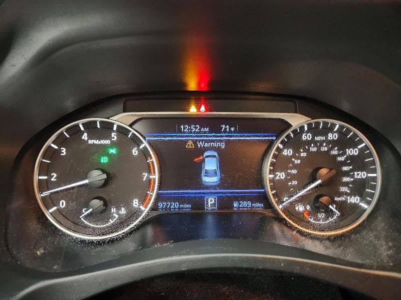 2022 NISSAN ALTIMA SR 9