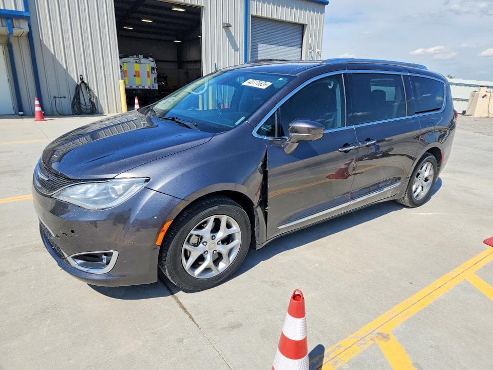 2018 CHRYSLER PACIFICA - 1