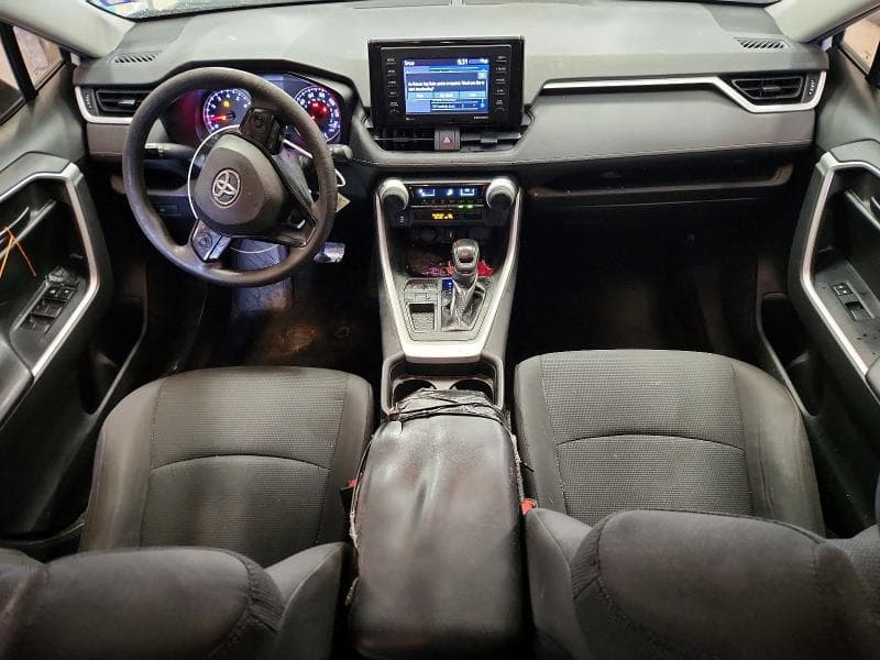 2021 TOYOTA RAV4 LE 8